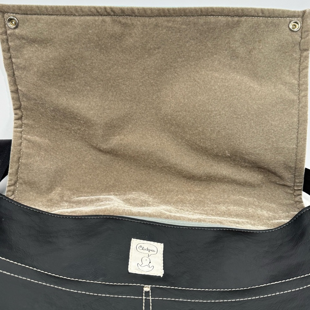 Queen Bee Creations- Chick Pea Blue and Black Shoulder Bag with Red Flower - Picture 10 of 16